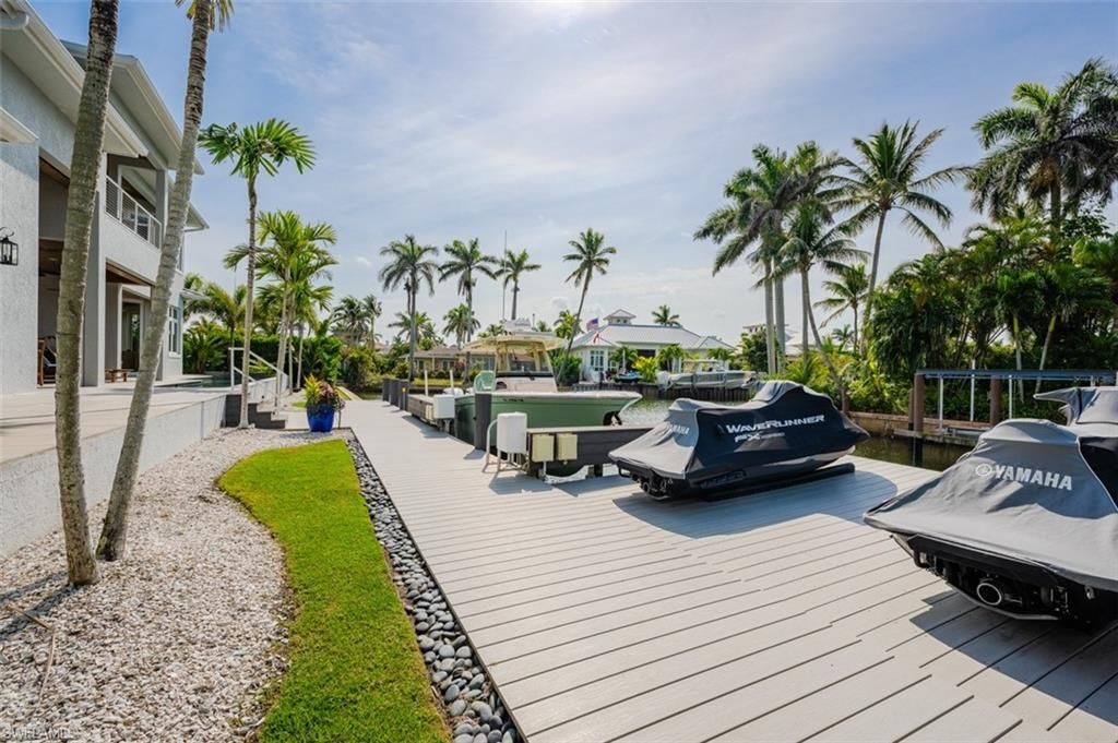 1266 Cobia Ct, Naples, FL 34102 Photo