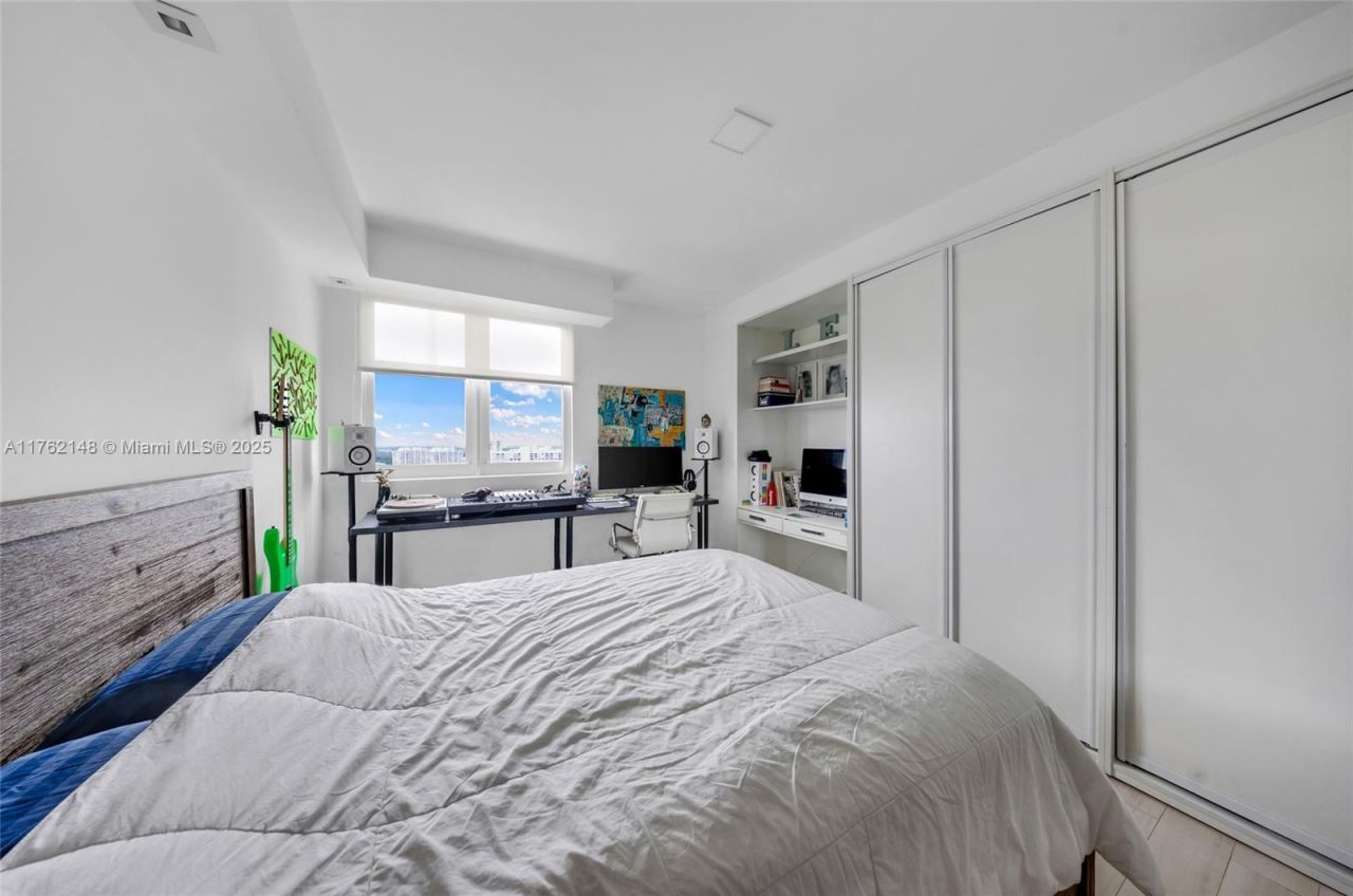 3301 NE 183rd St, Unit 2406, Aventura, FL 33160 Photo