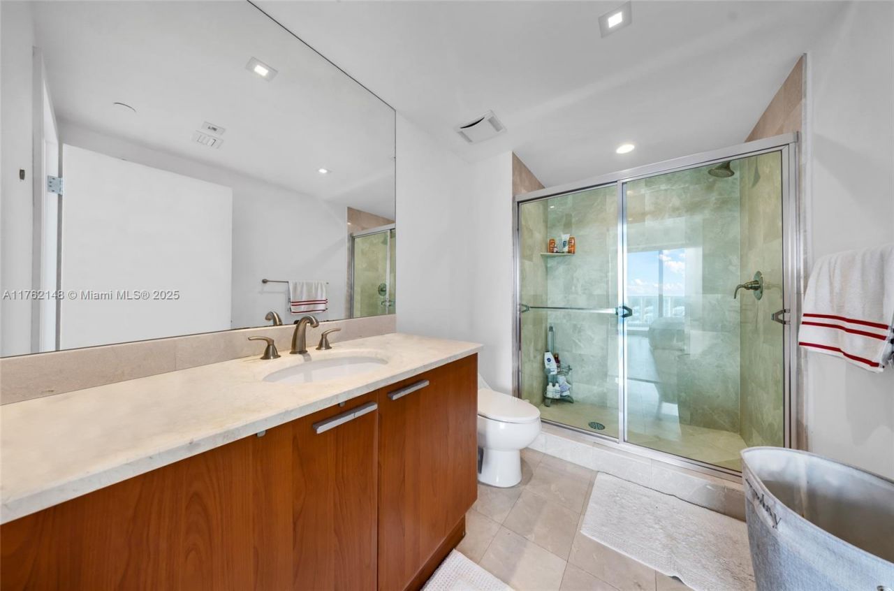 3301 NE 183rd St, Unit 2406, Aventura, FL 33160 Photo