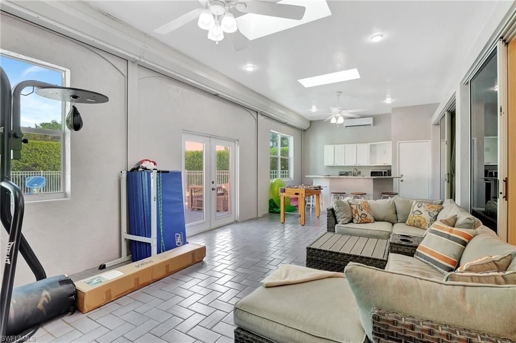 2024 Imperial Cir, Naples, FL 34110 Photo