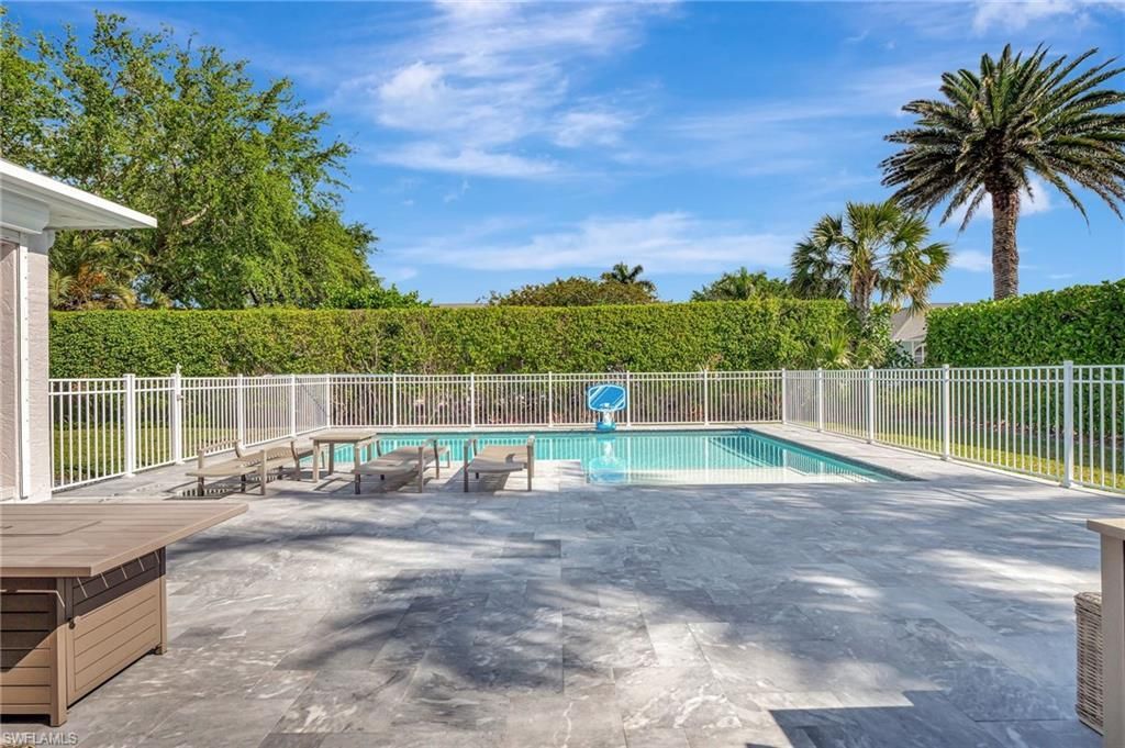 2024 Imperial Cir, Naples, FL 34110 Photo