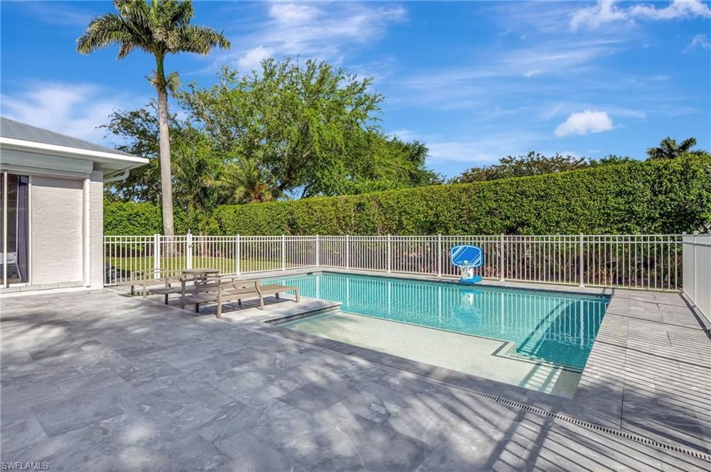2024 Imperial Cir, Naples, FL 34110 Photo