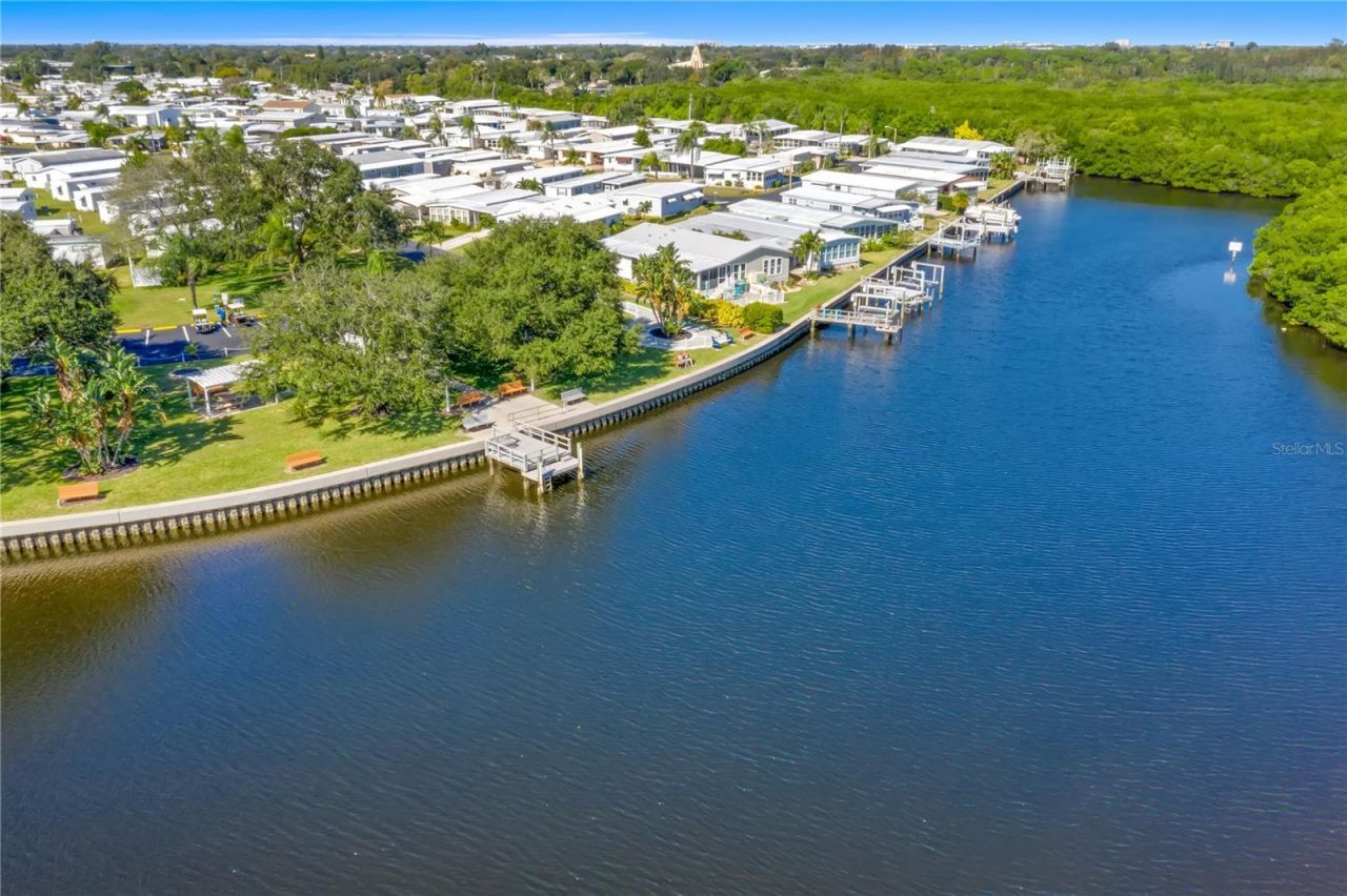 7254 Mount Fairfield Road Ne, Unit 531, Saint Petersburg, FL 33702 Photo