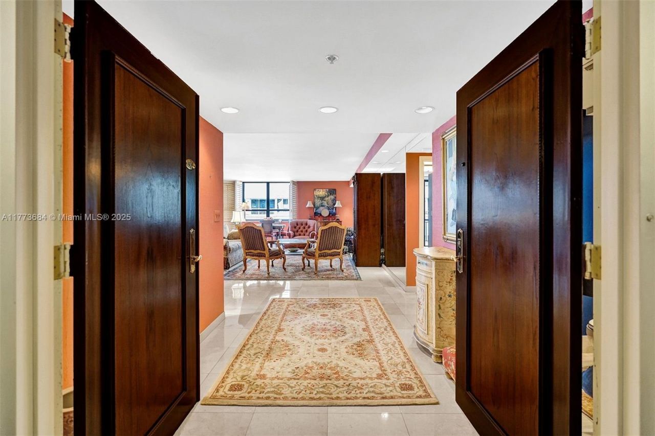 10175 Collins Ave, Unit 404, Bal Harbour, FL 33154 Photo