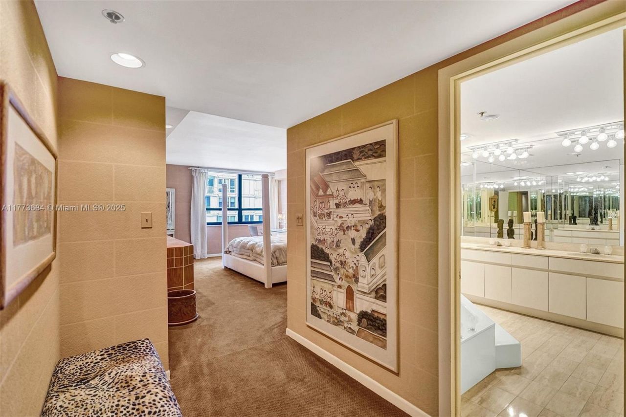 10175 Collins Ave, Unit 404, Bal Harbour, FL 33154 Photo