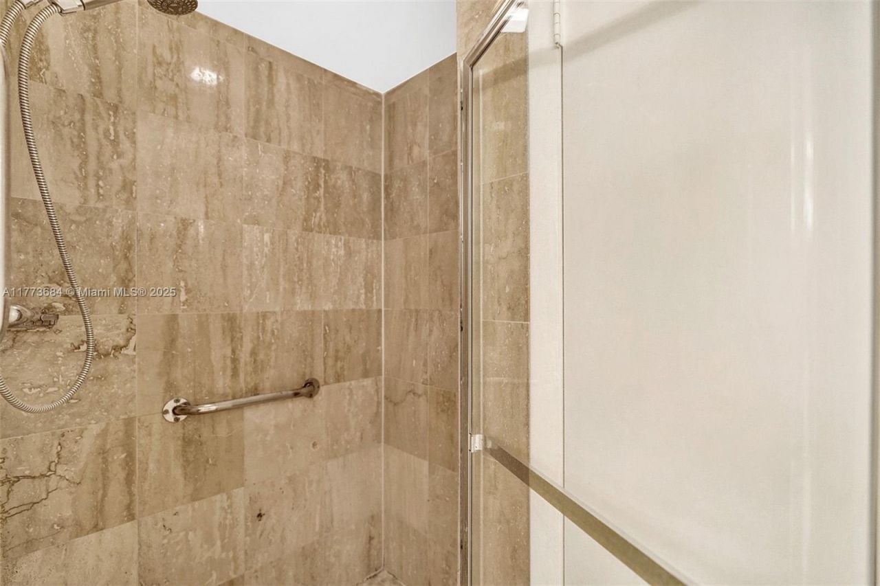 10175 Collins Ave, Unit 404, Bal Harbour, FL 33154 Photo