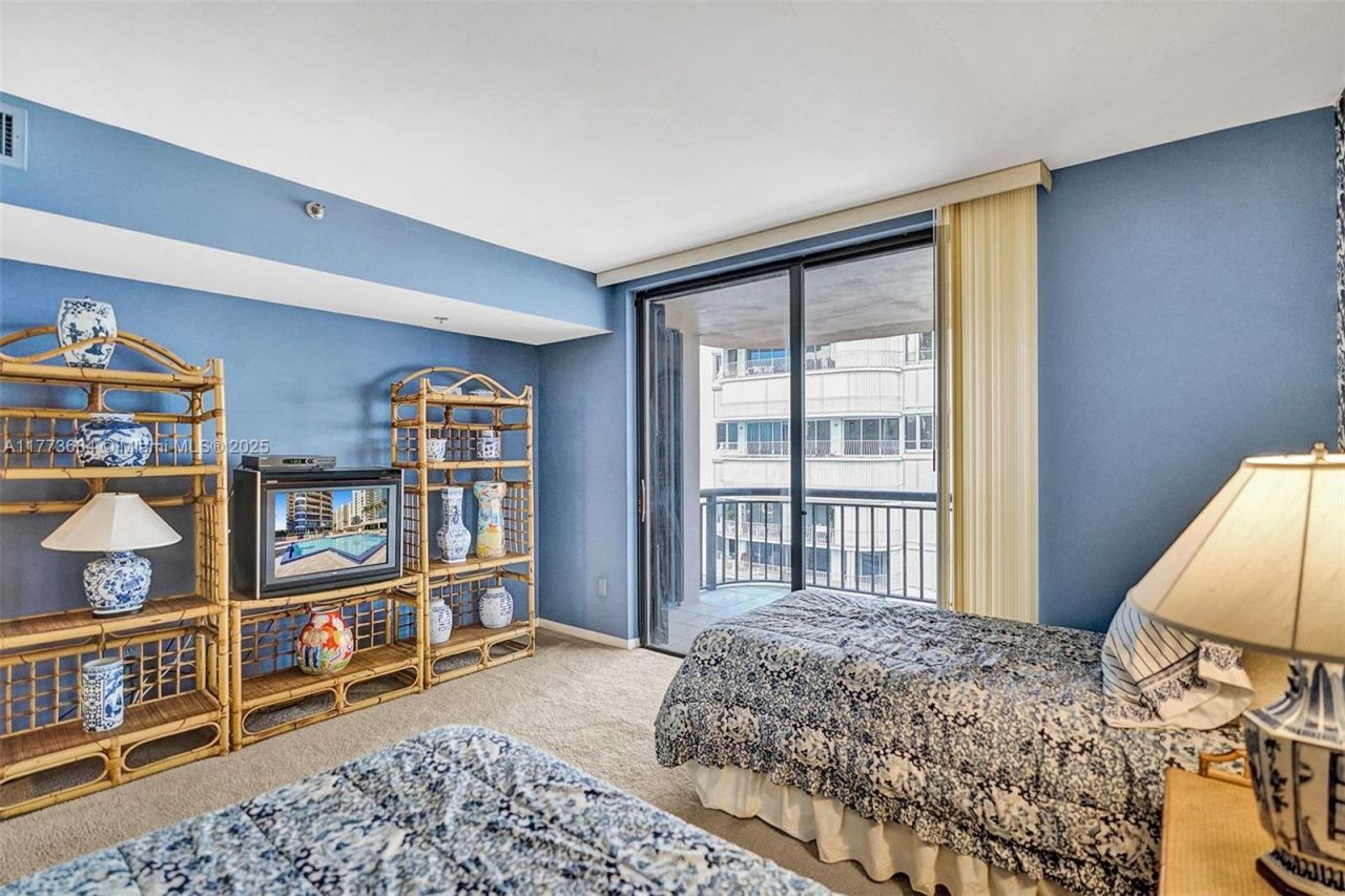 10175 Collins Ave, Unit 404, Bal Harbour, FL 33154 Photo