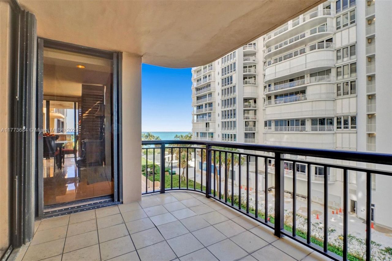 10175 Collins Ave, Unit 404, Bal Harbour, FL 33154 Photo