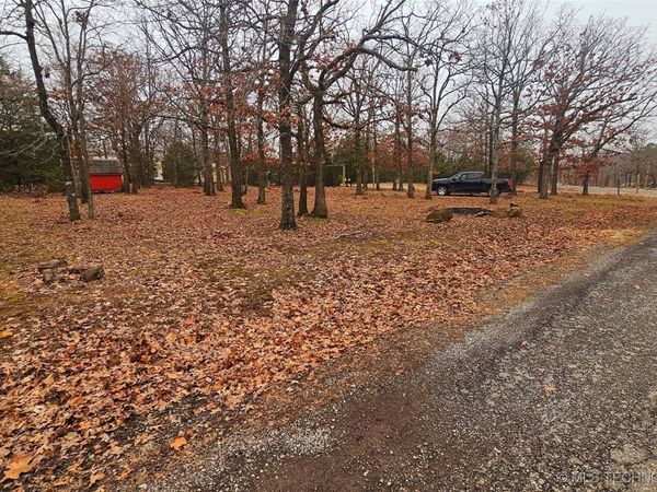 Lone Wolf Drive, Canadian, OK 74425