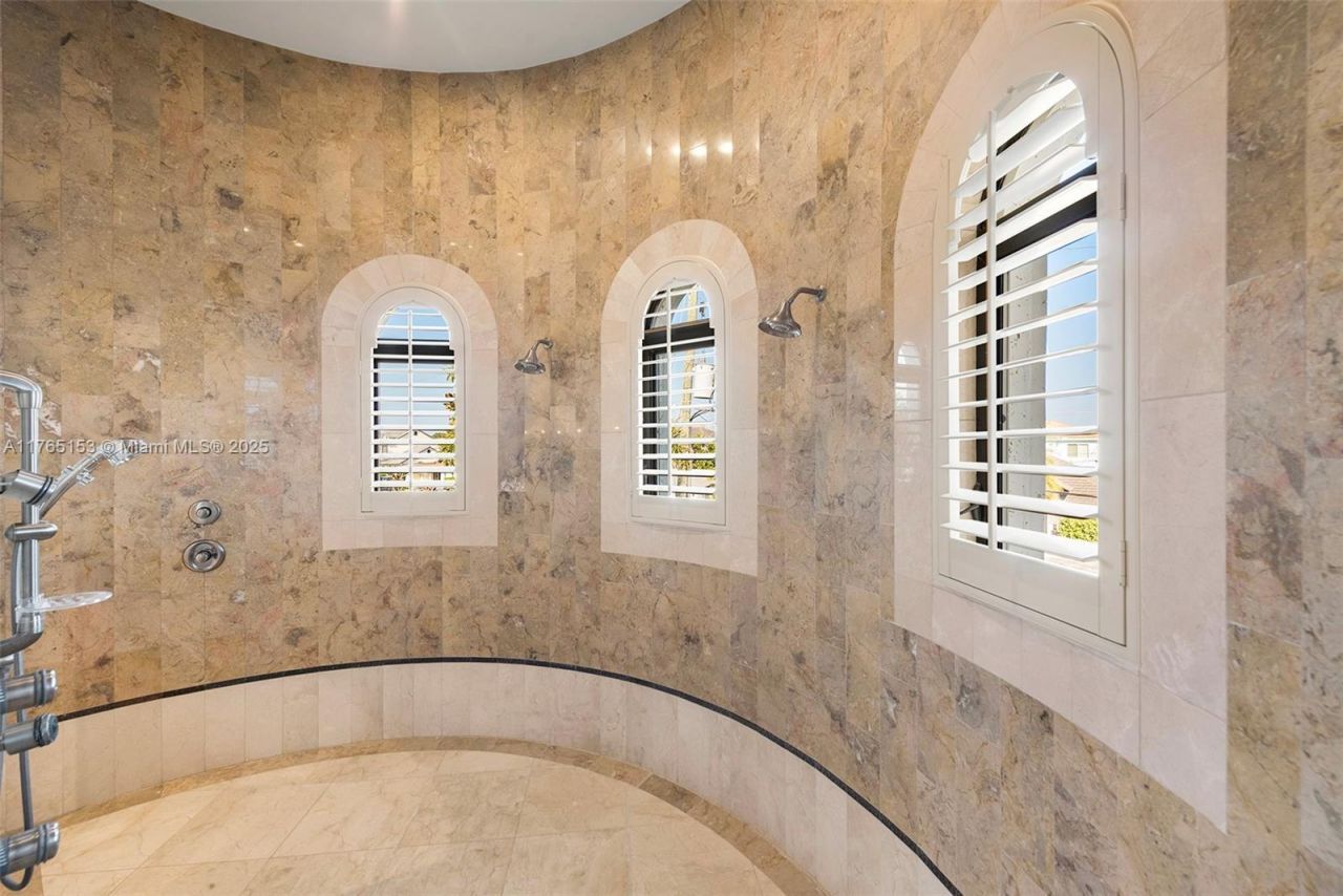 3201 NE 27th Ave, Lighthouse Point, FL 33064 Photo