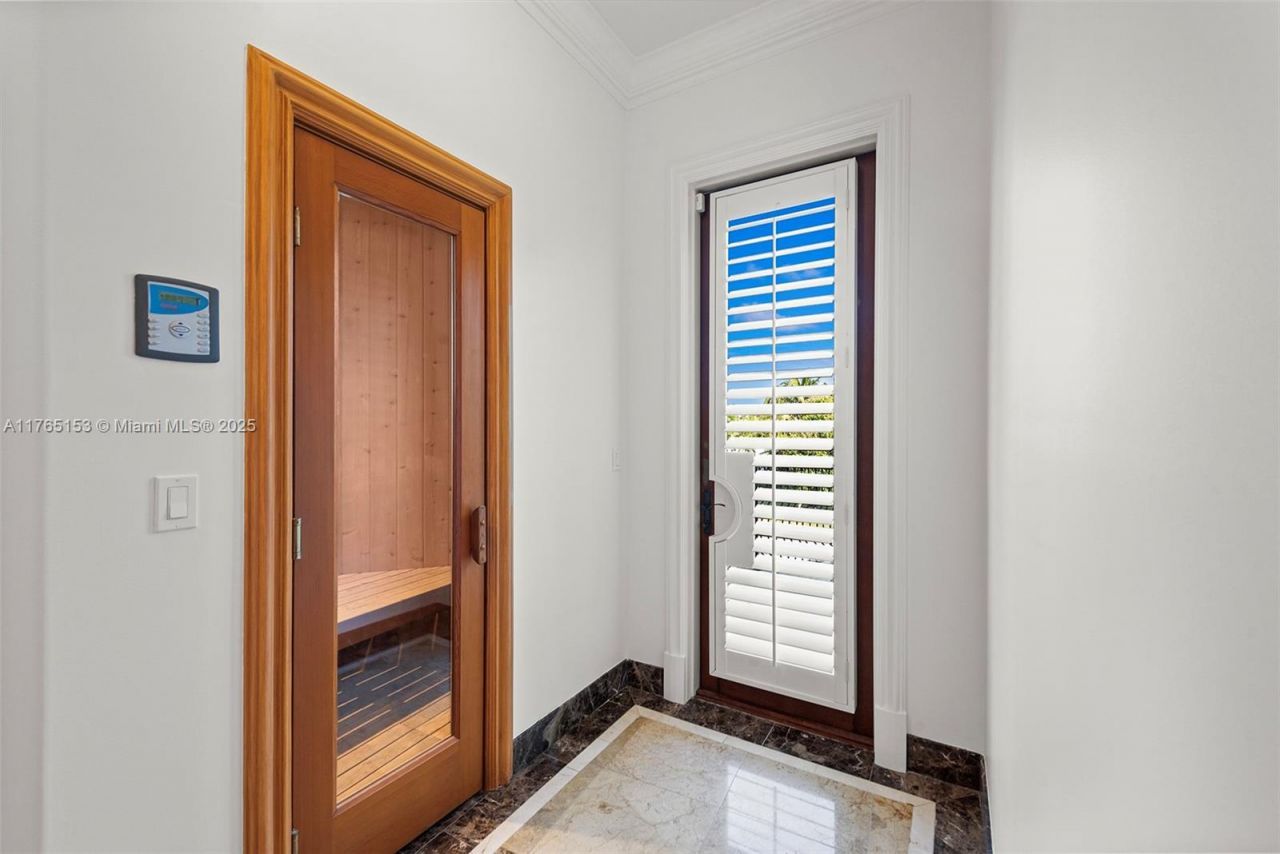 3201 NE 27th Ave, Lighthouse Point, FL 33064 Photo