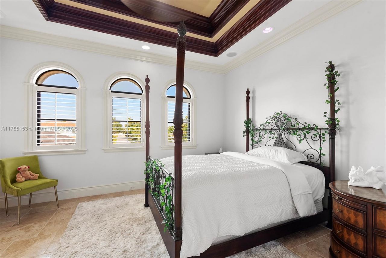 3201 NE 27th Ave, Lighthouse Point, FL 33064 Photo