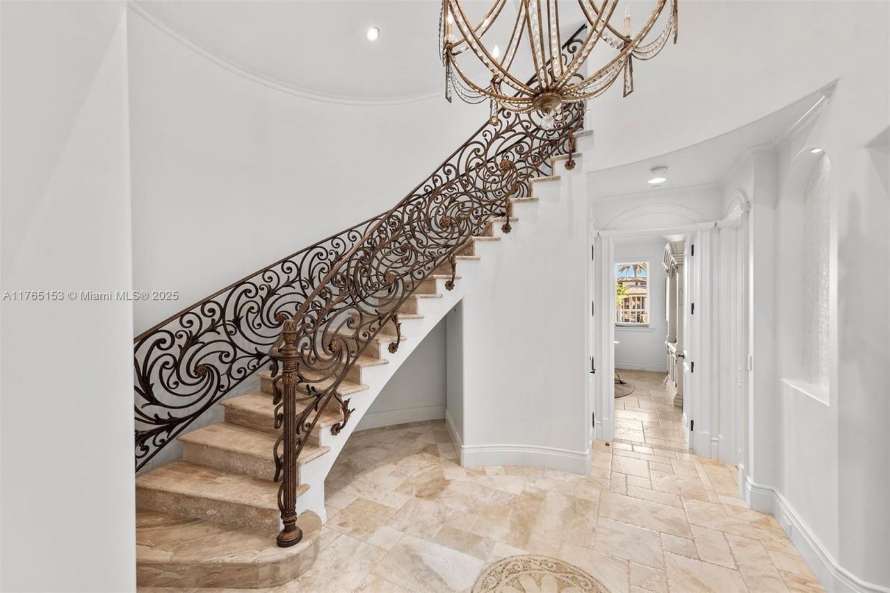 3201 NE 27th Ave, Lighthouse Point, FL 33064 Photo