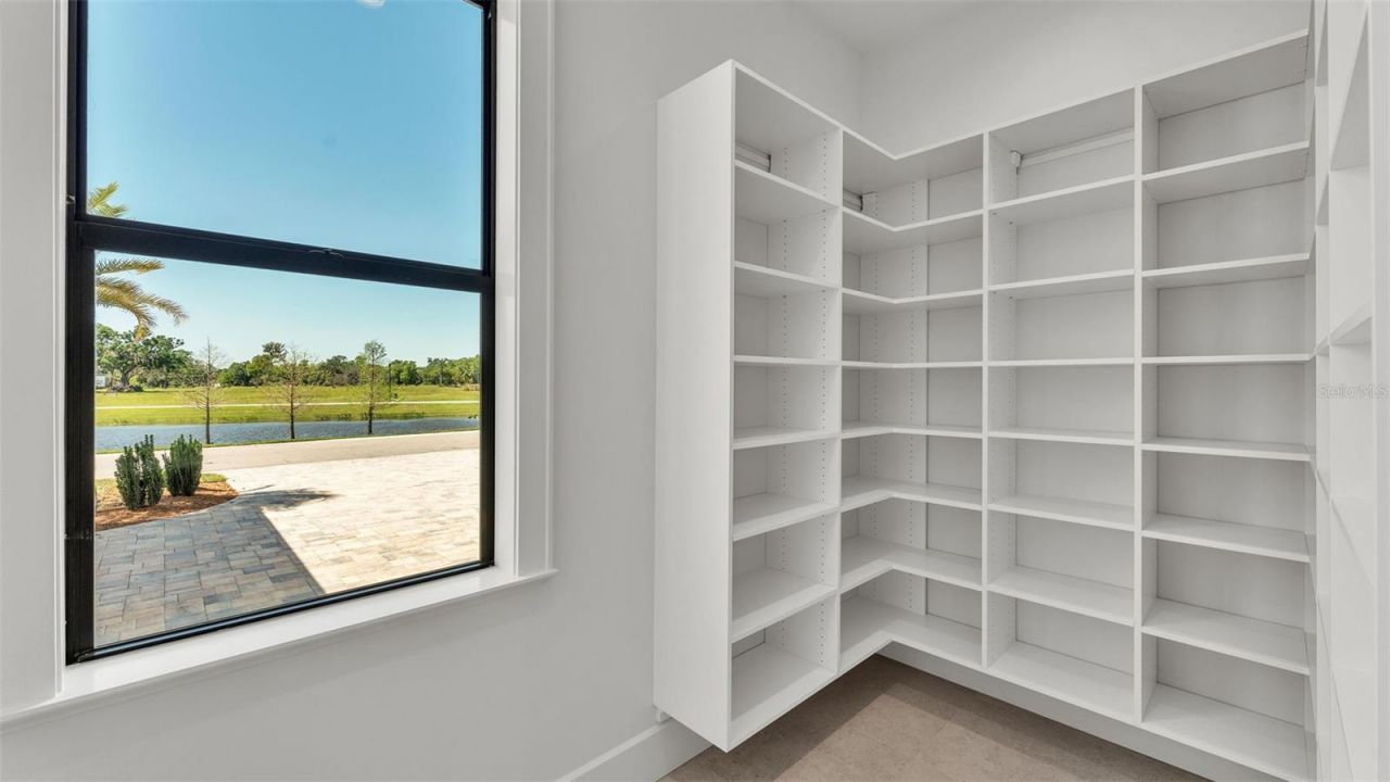 5472 Shoreview Drive, Lakeland, FL 33809 Photo