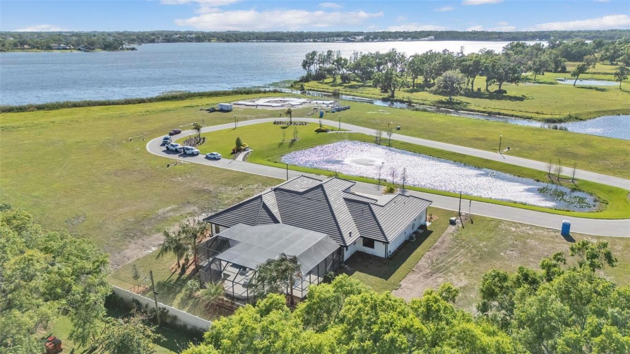 5472 Shoreview Drive, Lakeland, FL 33809 Photo