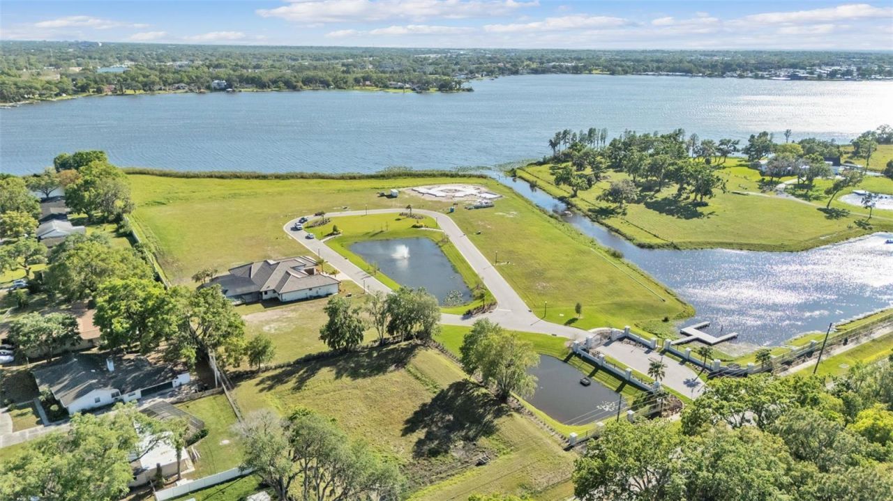 5472 Shoreview Drive, Lakeland, FL 33809 Photo