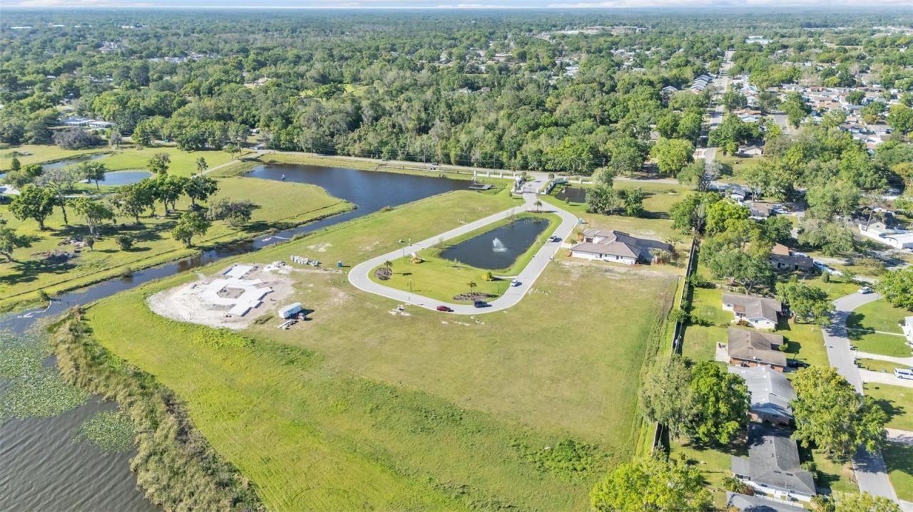 5472 Shoreview Drive, Lakeland, FL 33809 Photo