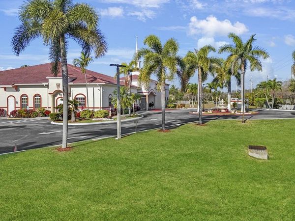 7025 Summerville Terrace N, Lake Worth, FL 33467