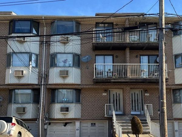 1093 E 72nd Street, Unit 13, Brooklyn, NY 11234