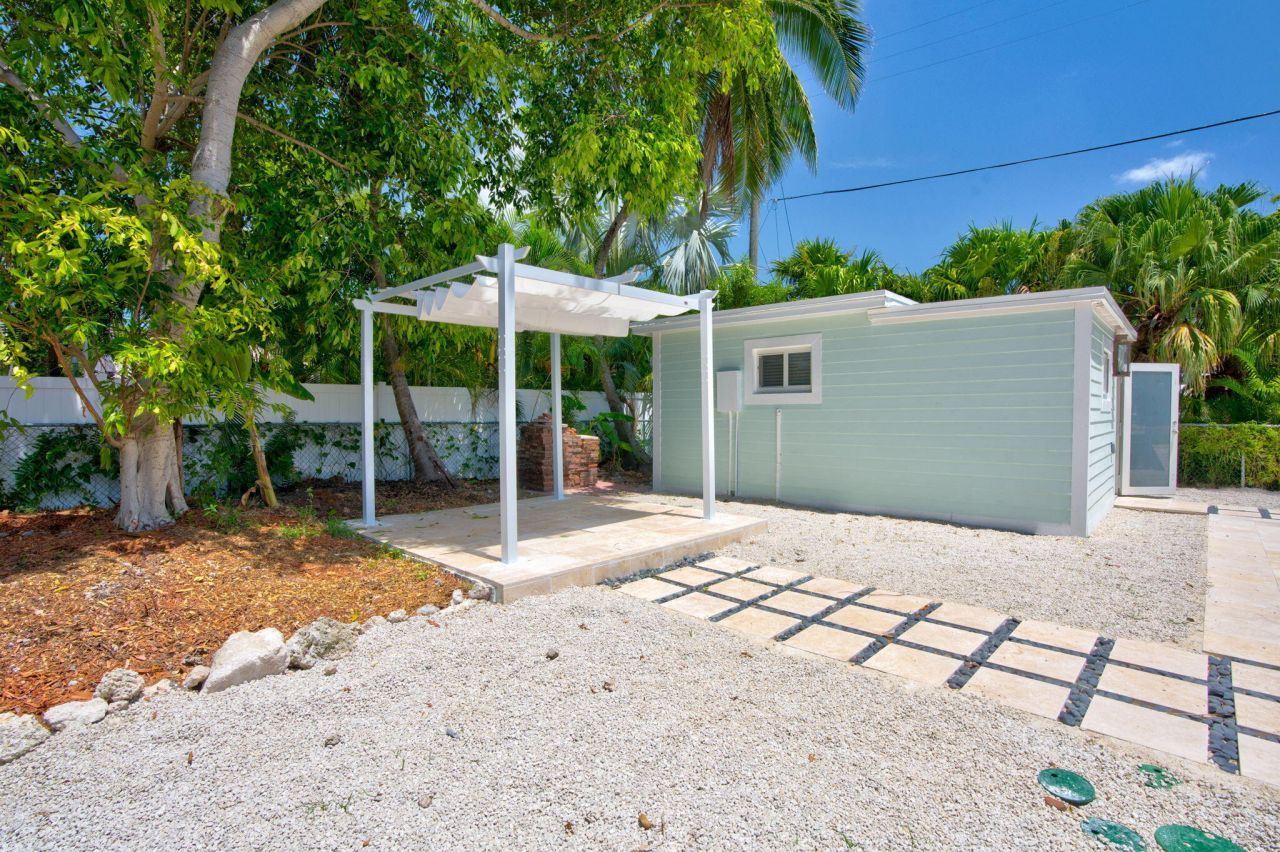 15 Seaside Avenue, Key Largo, FL 33037 Photo