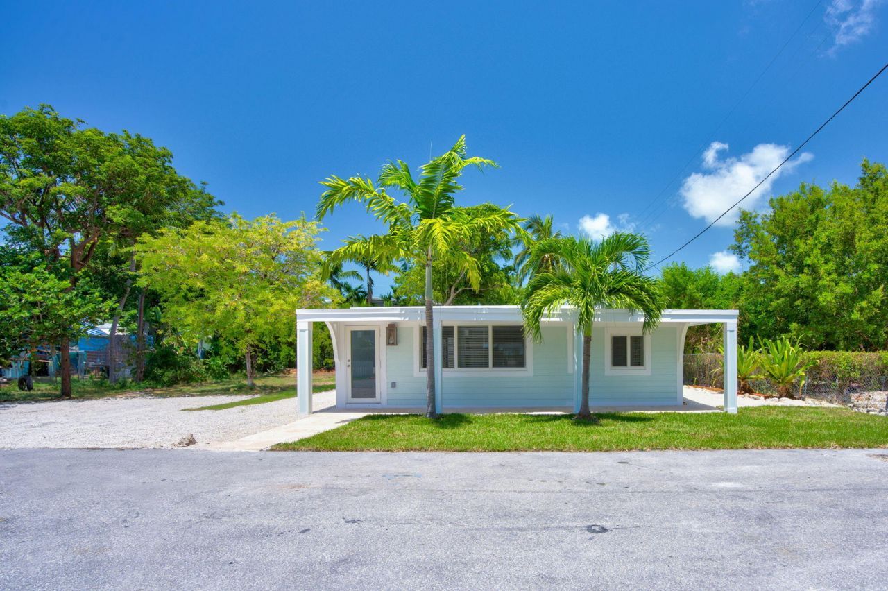 15 Seaside Avenue, Key Largo, FL 33037 Photo
