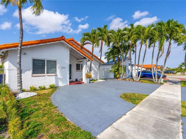 13351 SW 27th St, Miami, FL 33175
