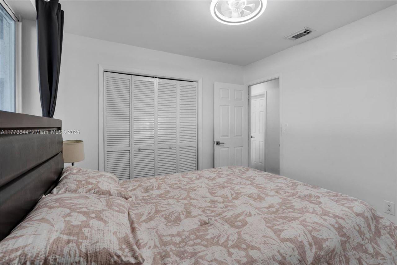 13351 SW 27th St, Miami, FL 33175 Photo