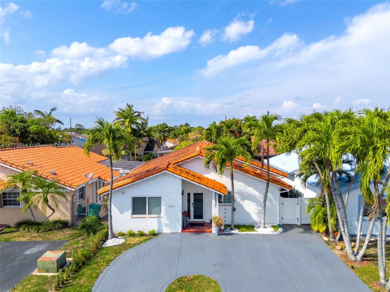 13351 SW 27th St, Miami, FL 33175 Photo