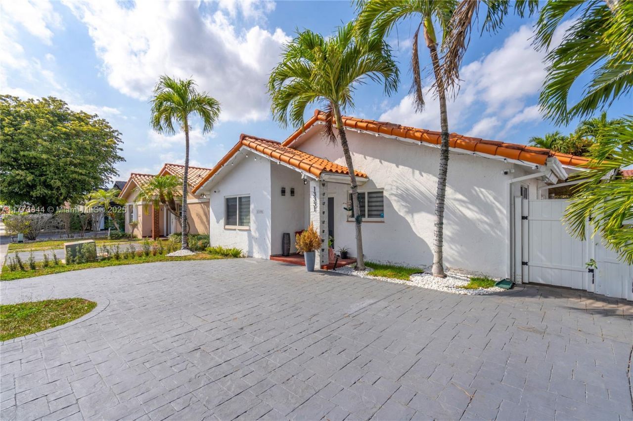 13351 SW 27th St, Miami, FL 33175 Photo