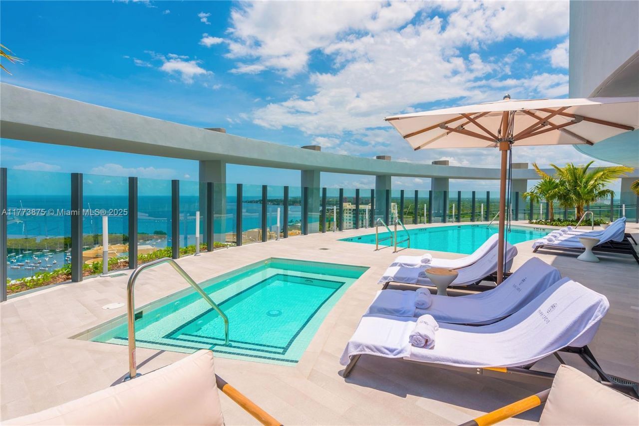 2831 S Bayshore Dr, Unit 705, Miami, FL 33133 Photo