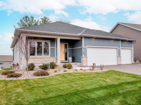 9160 62nd Street S, Cottage Grove, MN 55016