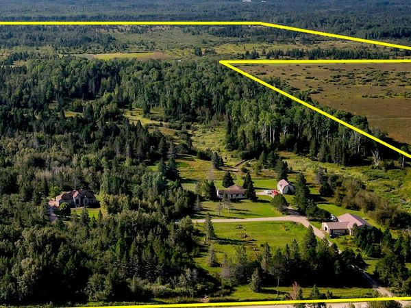 2545 A E Simmons RD, Hessel, MI 49745