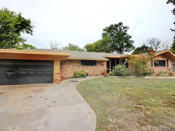 647 Monssen Drive, Dallas, TX 75224