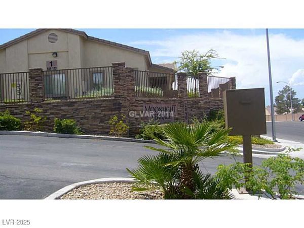 2050 N LOS FELIZ Street, Unit 168, Las Vegas, NV 89156