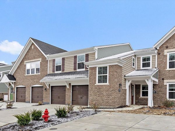 302 Parkview Lane, Unit 90302, Miami Twp, OH 45150