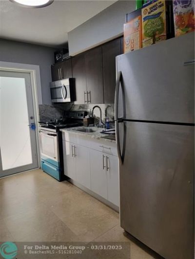 1010 NW 3rd Avenue, Hallandale Beach, FL 33009 Photo