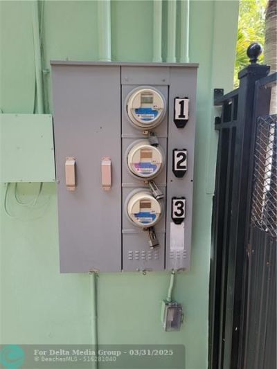 1010 NW 3rd Avenue, Hallandale Beach, FL 33009 Photo