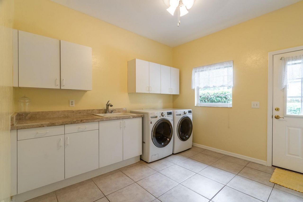 5620 NW 45th Lane, Gainesville, FL 32606 Photo