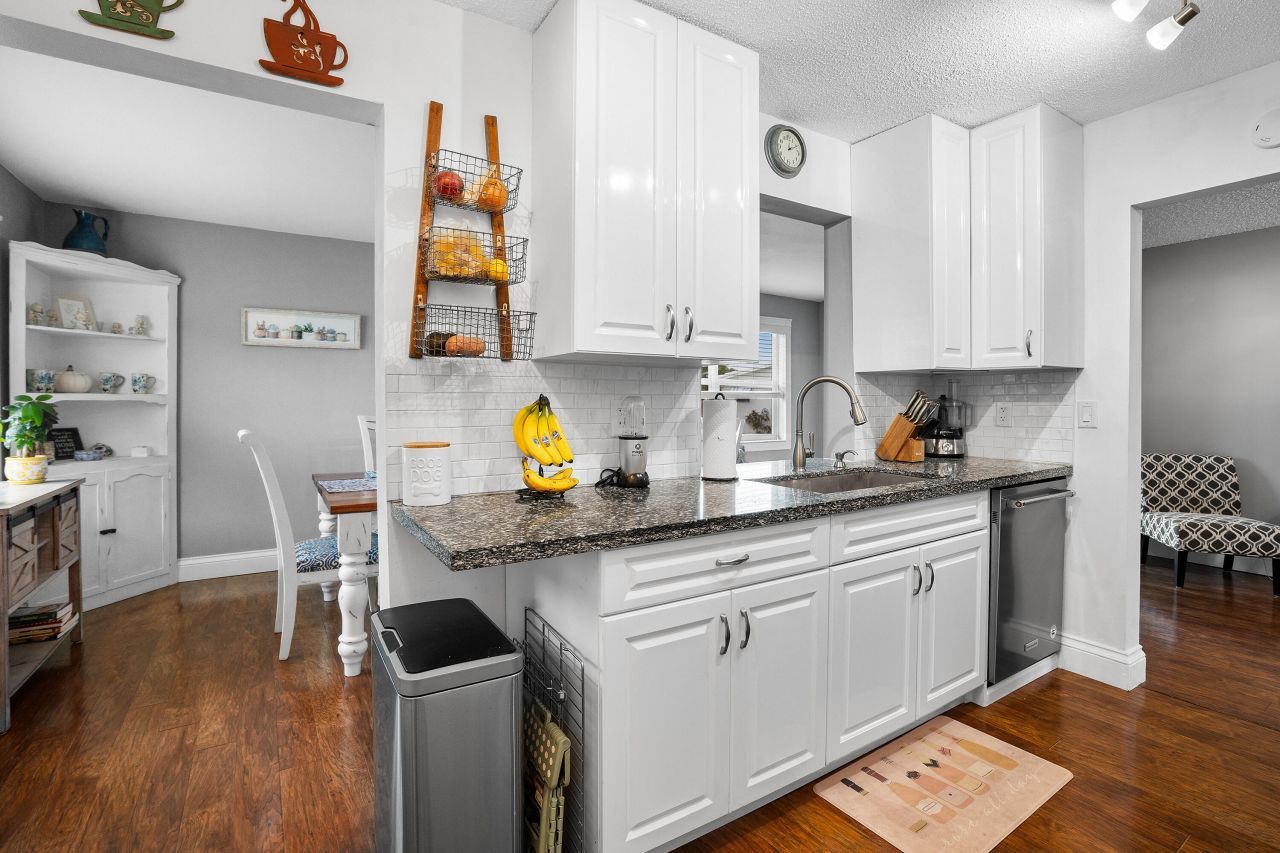 2105 Alfred Drive Drive Sw, Boynton Beach, FL 33426 Photo