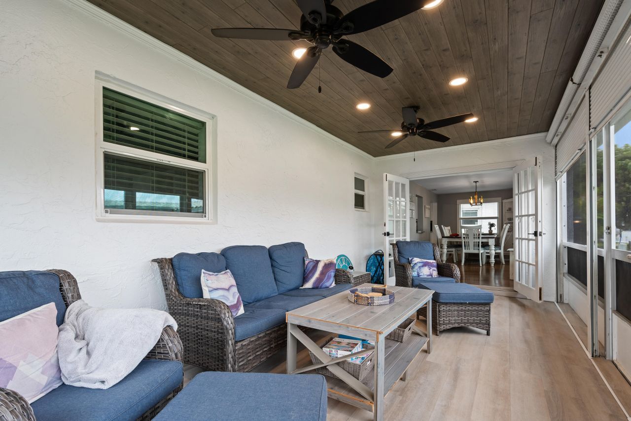 2105 Alfred Drive Drive Sw, Boynton Beach, FL 33426 Photo