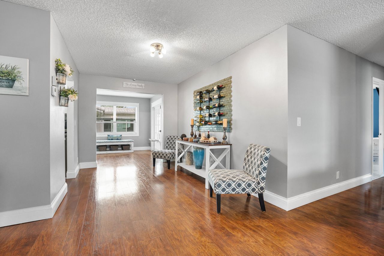 2105 Alfred Drive Drive Sw, Boynton Beach, FL 33426 Photo