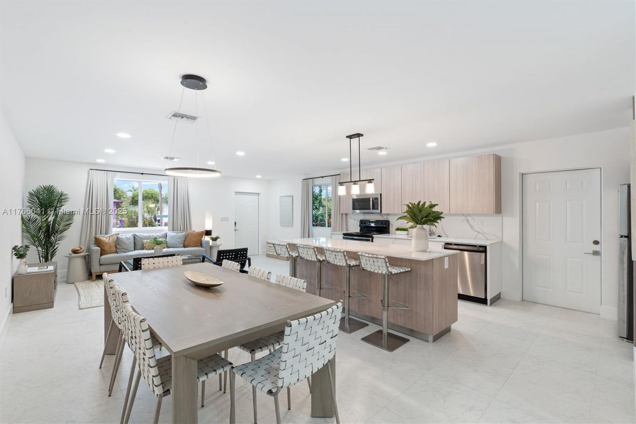 1212 NW 6th Ct, Fort Lauderdale, FL 33311 Photo