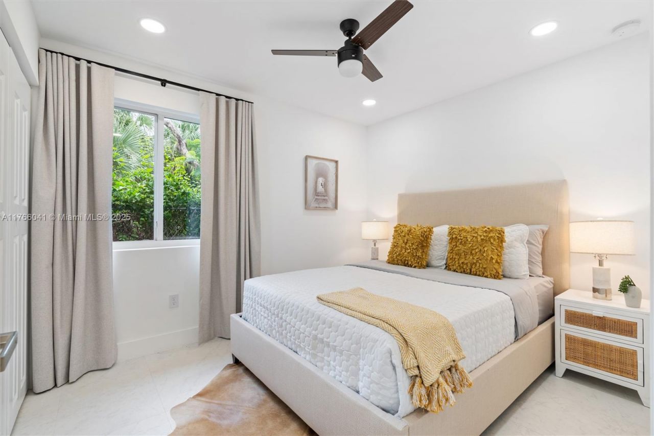 1212 NW 6th Ct, Fort Lauderdale, FL 33311 Photo