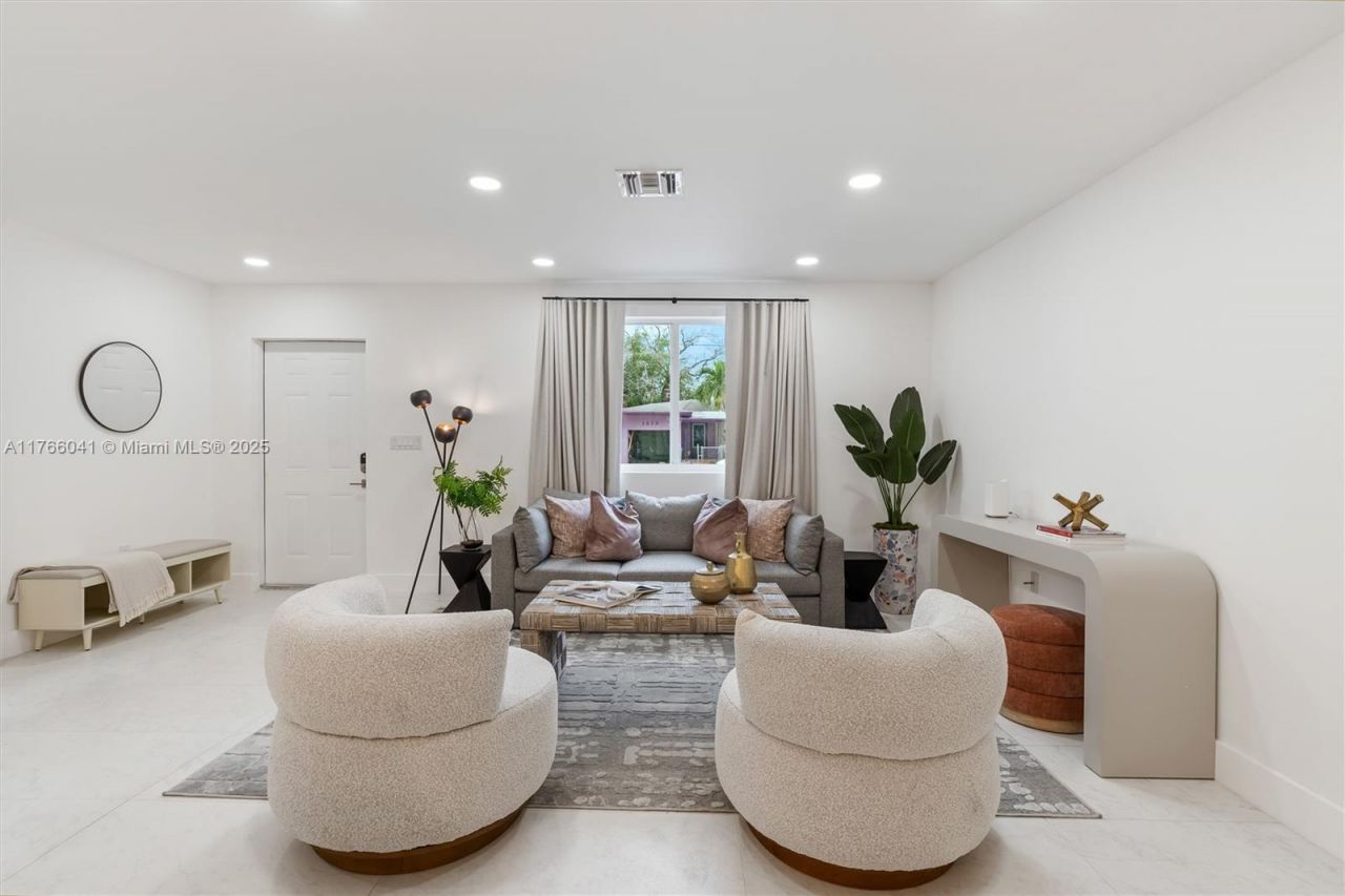 1212 NW 6th Ct, Fort Lauderdale, FL 33311 Photo