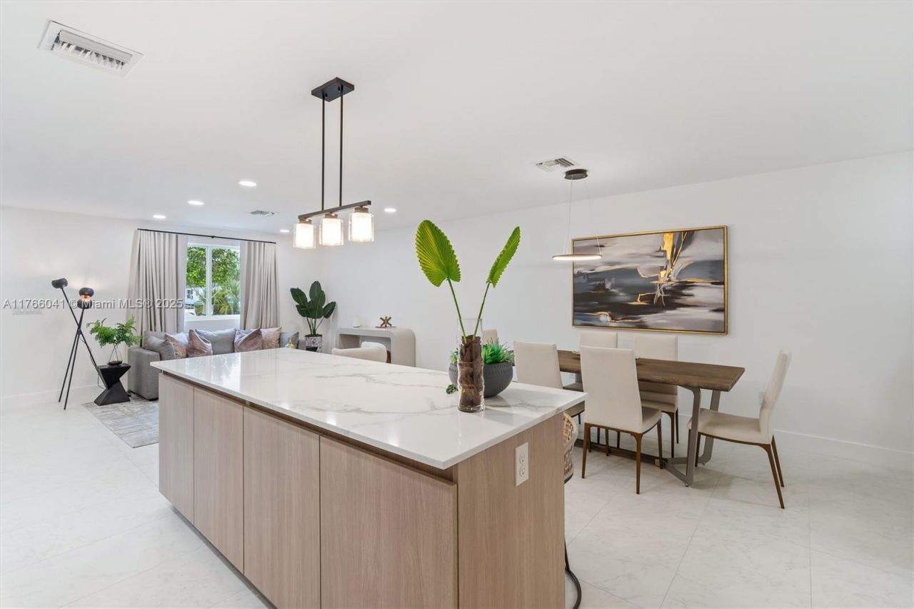 1212 NW 6th Ct, Fort Lauderdale, FL 33311 Photo