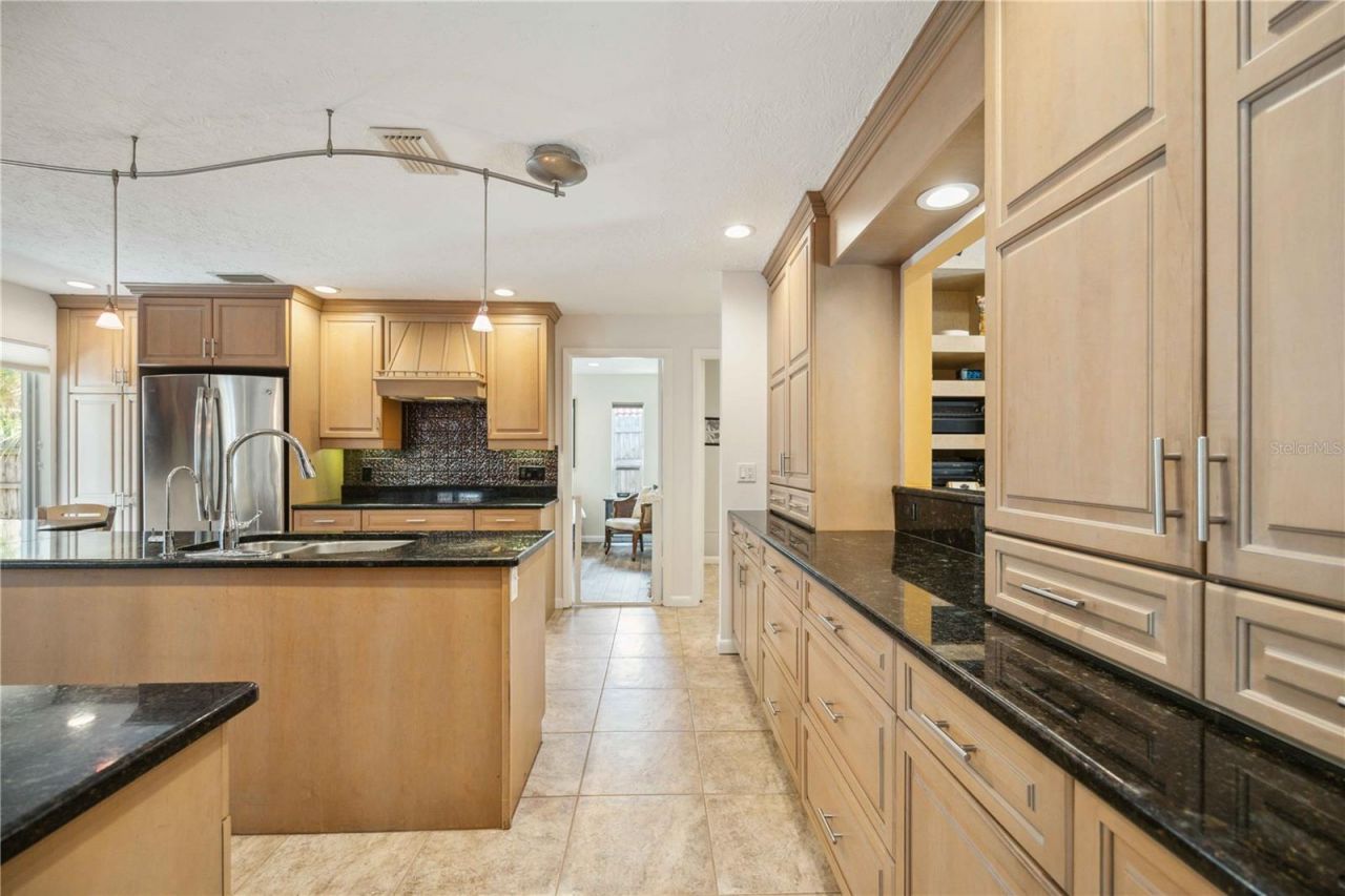 711 Birdsong Lane, Sarasota, FL 34242 Photo