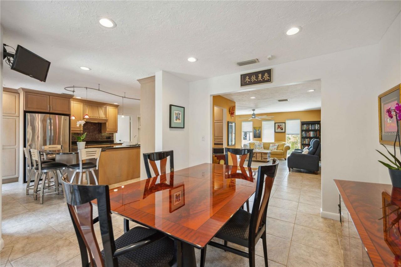 711 Birdsong Lane, Sarasota, FL 34242 Photo