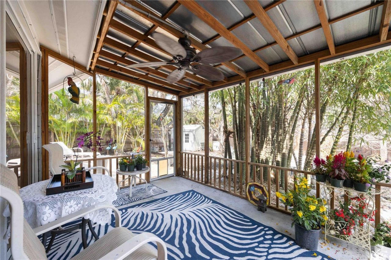 711 Birdsong Lane, Sarasota, FL 34242 Photo