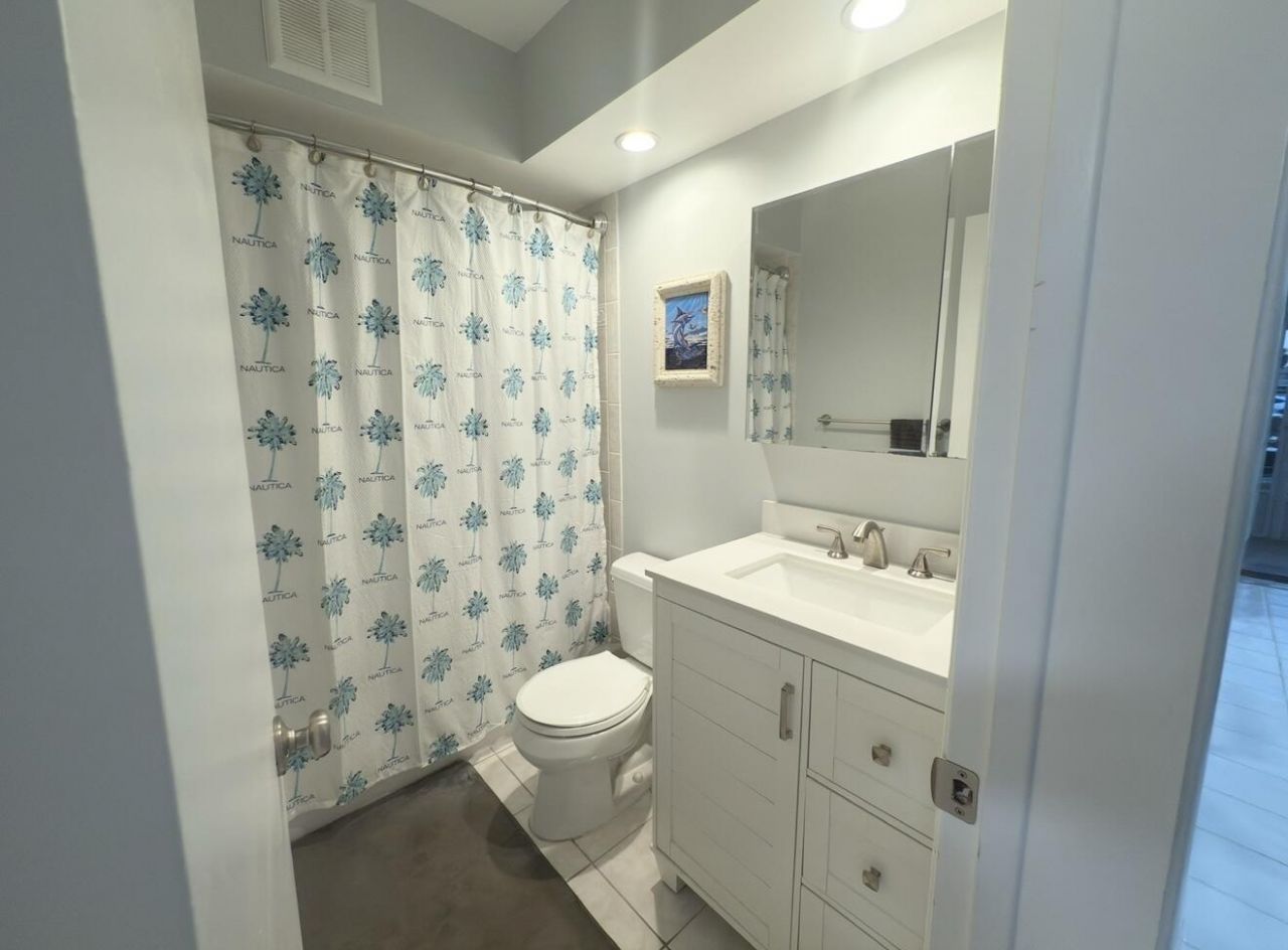 110 Shore Court, Unit 108, North Palm Beach, FL 33408 Photo