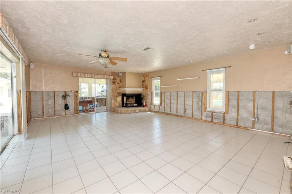 1888 Coral Cir, North Fort Myers, FL 33903 Photo